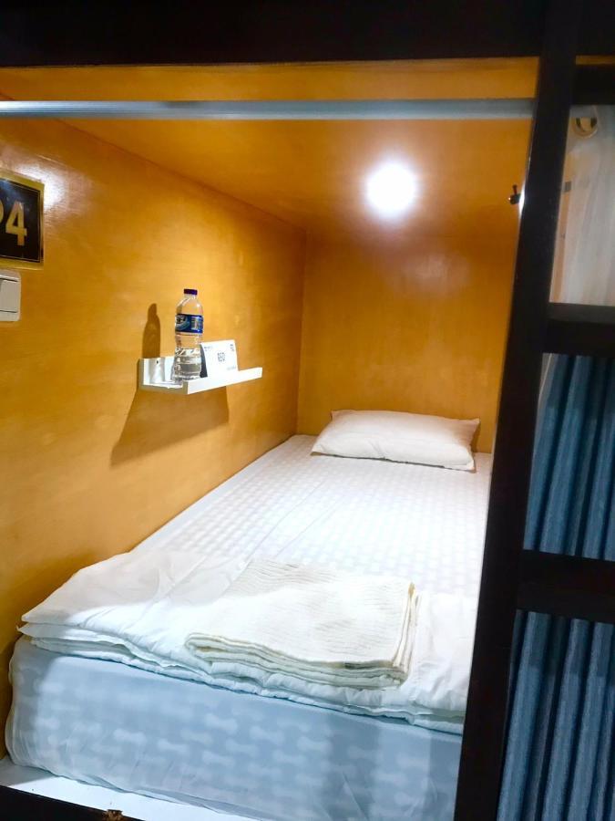 Bu Sepuh Guesthouse Sangkanurip Екстериор снимка