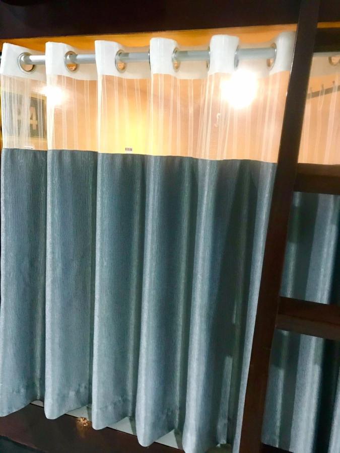 Bu Sepuh Guesthouse Sangkanurip Екстериор снимка