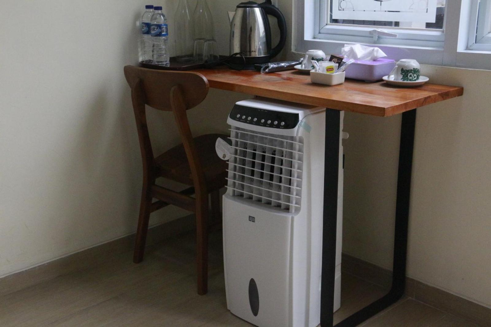 Bu Sepuh Guesthouse Sangkanurip Екстериор снимка